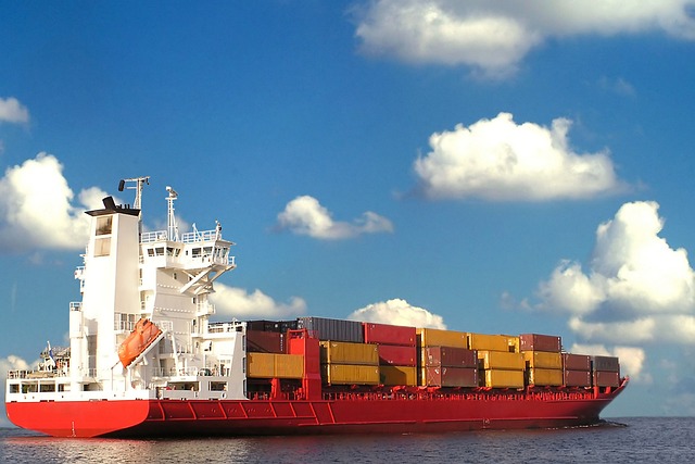 Navigating the Market Impact of Tariffs: Risks and Opportunities