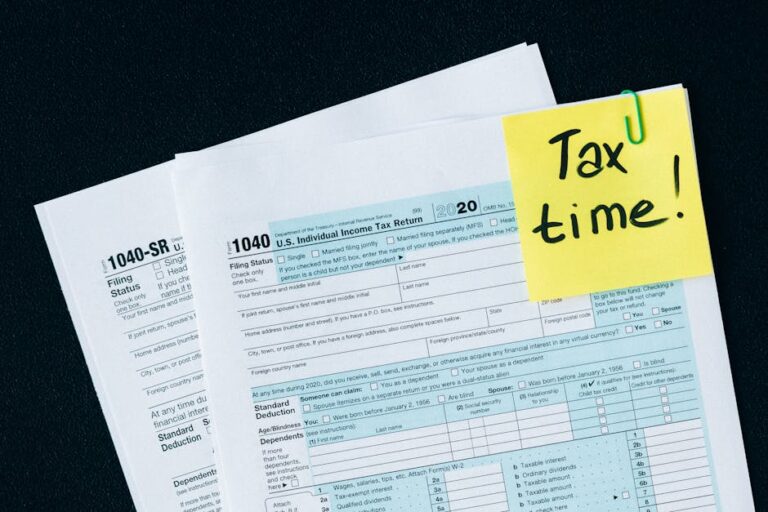 Tax Planning vs. Tax Execution: Why Your Investment Advisor Should Care Year-Round